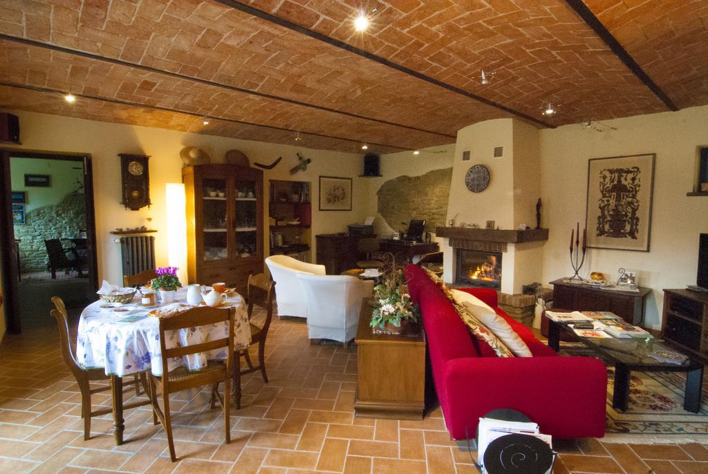B&B Il Sole Delle Rive Sinio Exterior foto
