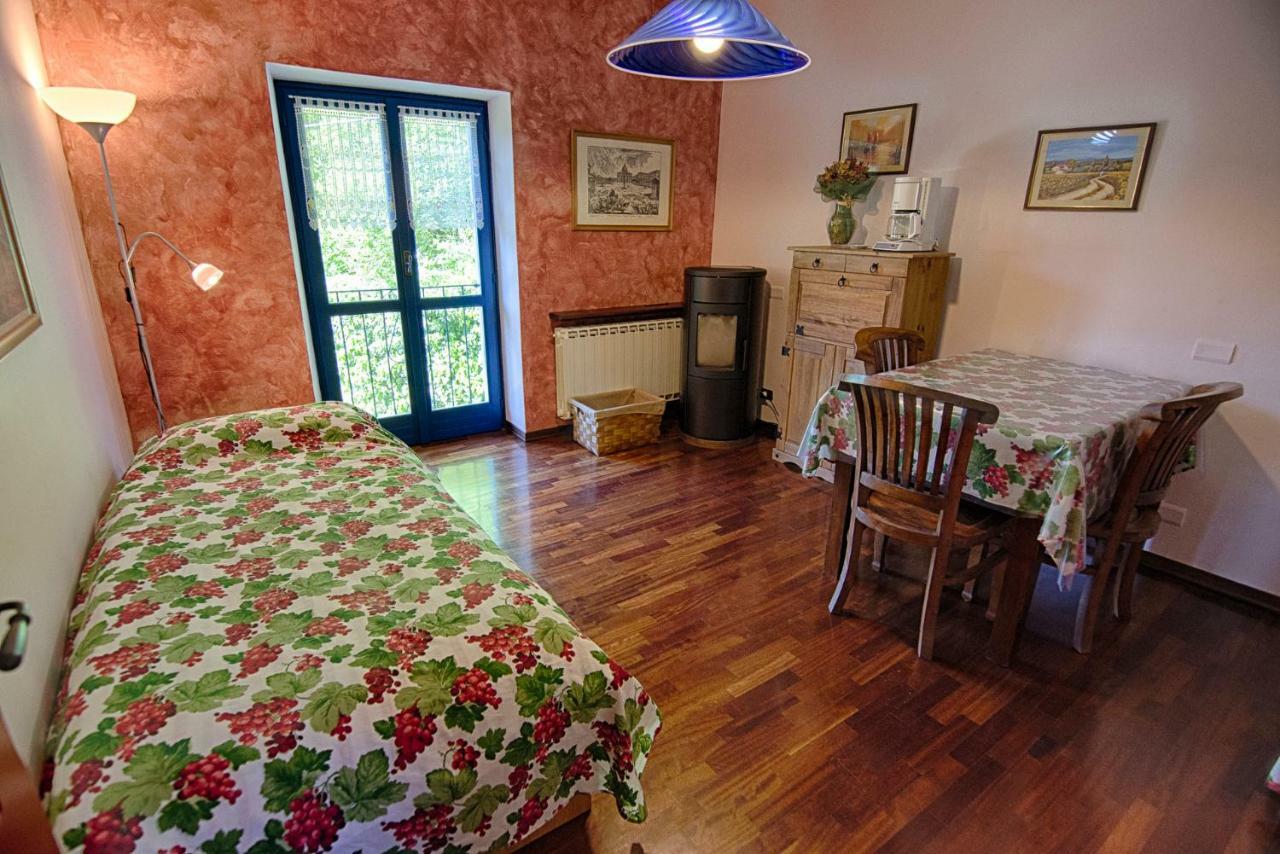 B&B Il Sole Delle Rive Sinio Exterior foto